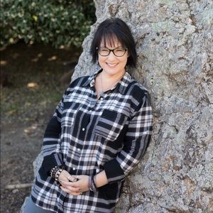 Meet your Posher, Dana-marie